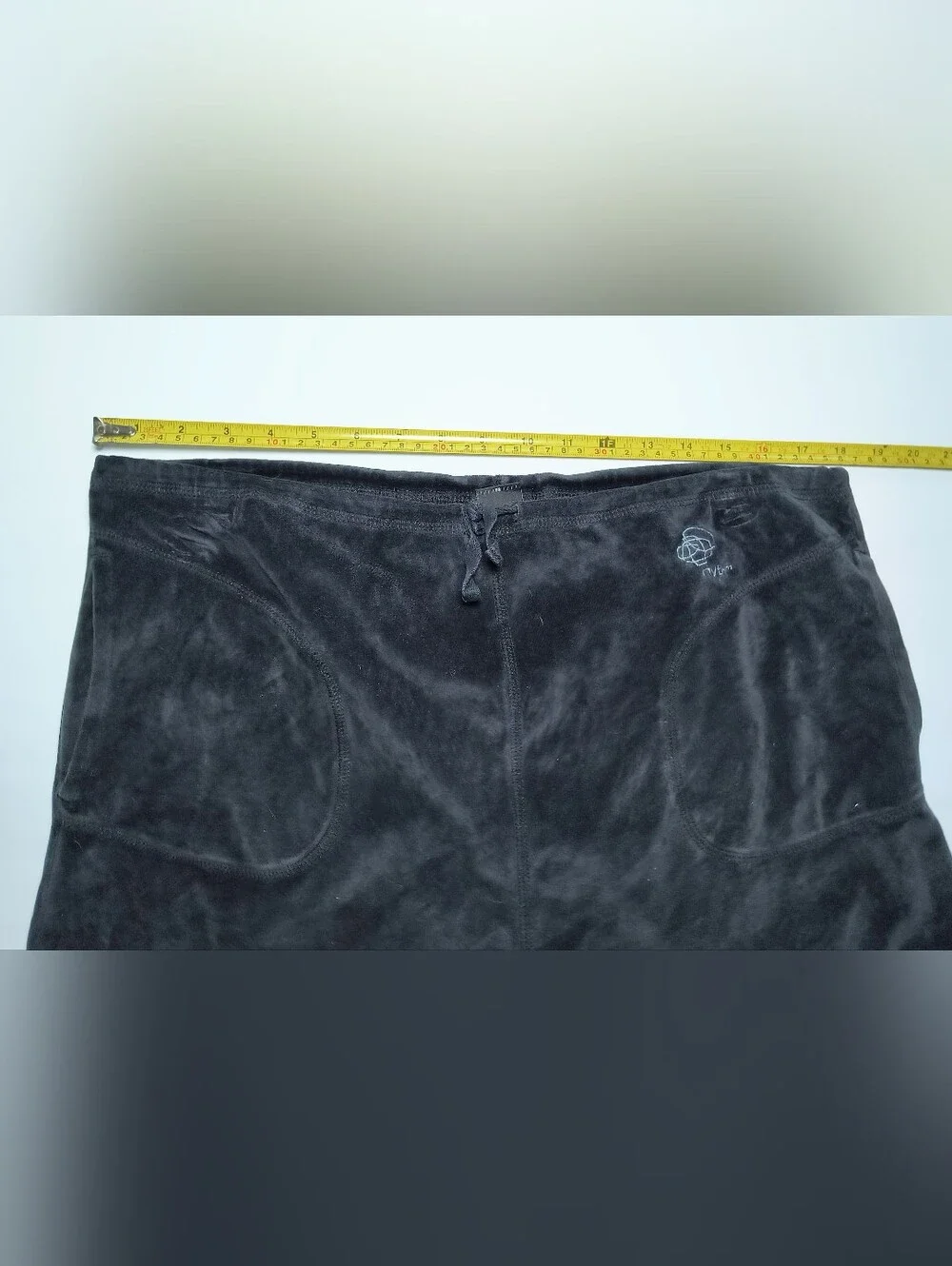 Patagonia Y2K 90's Black Velour Drawstring Mini Skirt w/ Pockets